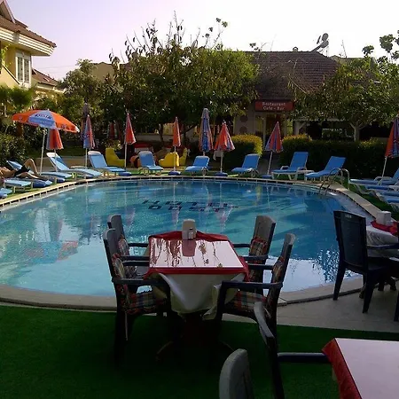 Dost Otel 3*
