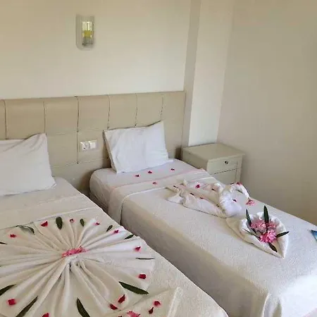 Dost Otel 3*