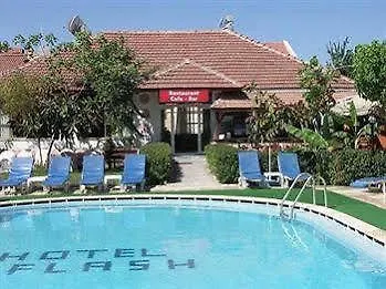 Dost Otel 3*