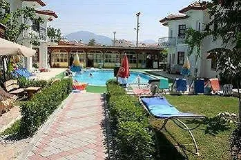 Otel Dost 3*